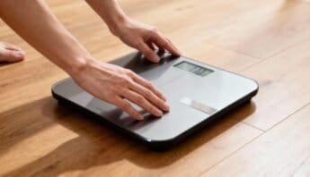 Accurately tracking body weight on a digital bathroom scale for health and fitness monitoring.